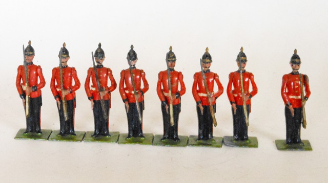 Britain Collection Series Scots Guard Lead Soldier Set in Display Box #8302 